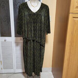 LOS ANGELES Ladies Faux 2 Piece Green & Black Maxi Dress